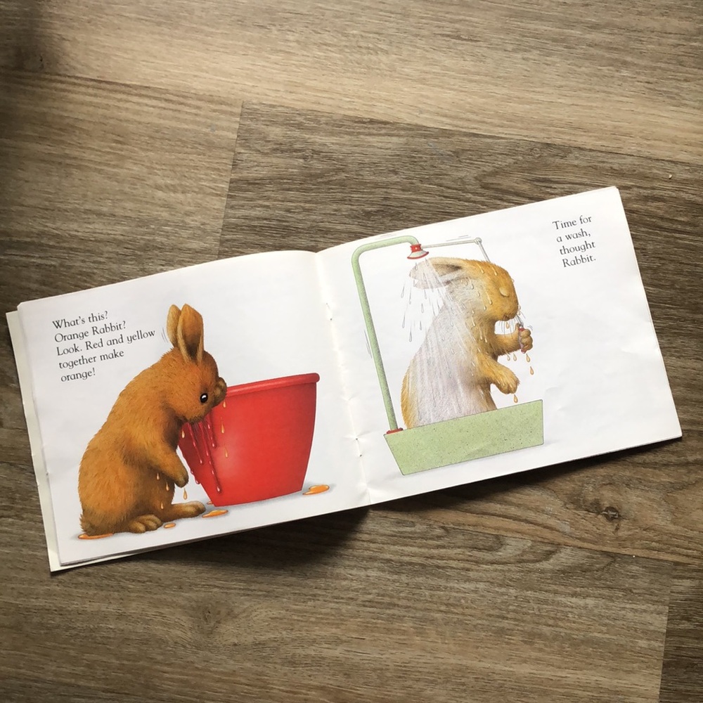 ❤️$3 White Rabbit's Color Book 1995 - Picture 9 of 16